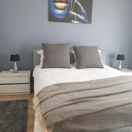 Qualis - Mall - Parcare - 2 Dormitoare * Brasov