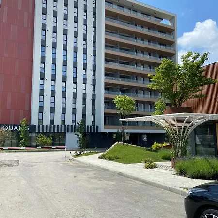 Apartment Qualis - Mall - Parcare - 2 Dormitoare Brasov