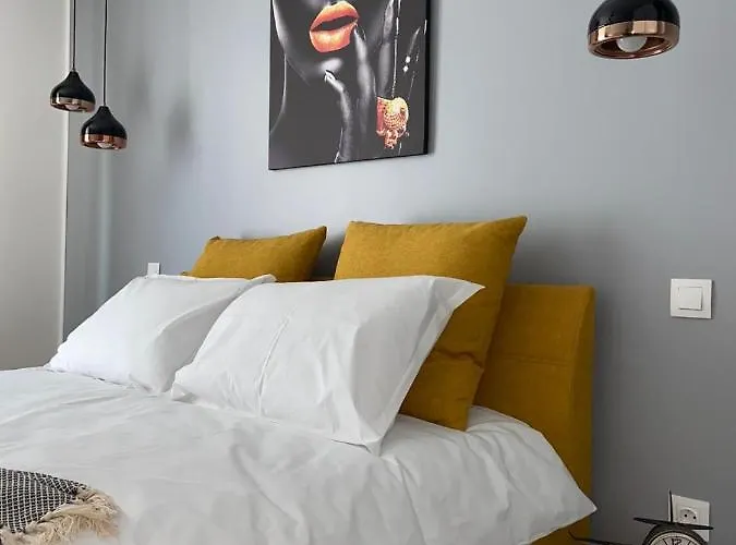 Qualis - Mall - Parcare - 2 Dormitoare Apartment Brasov